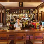 艾利纳酒店 潘波洛沃