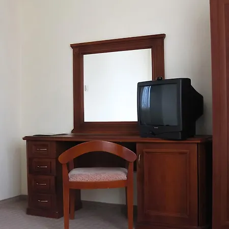 Hotel Elina 3*