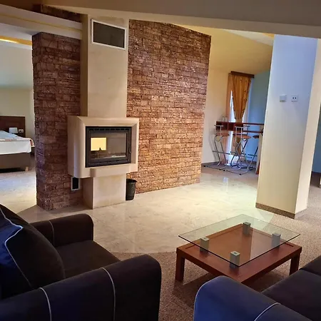 Elina Hotel Pamporowo